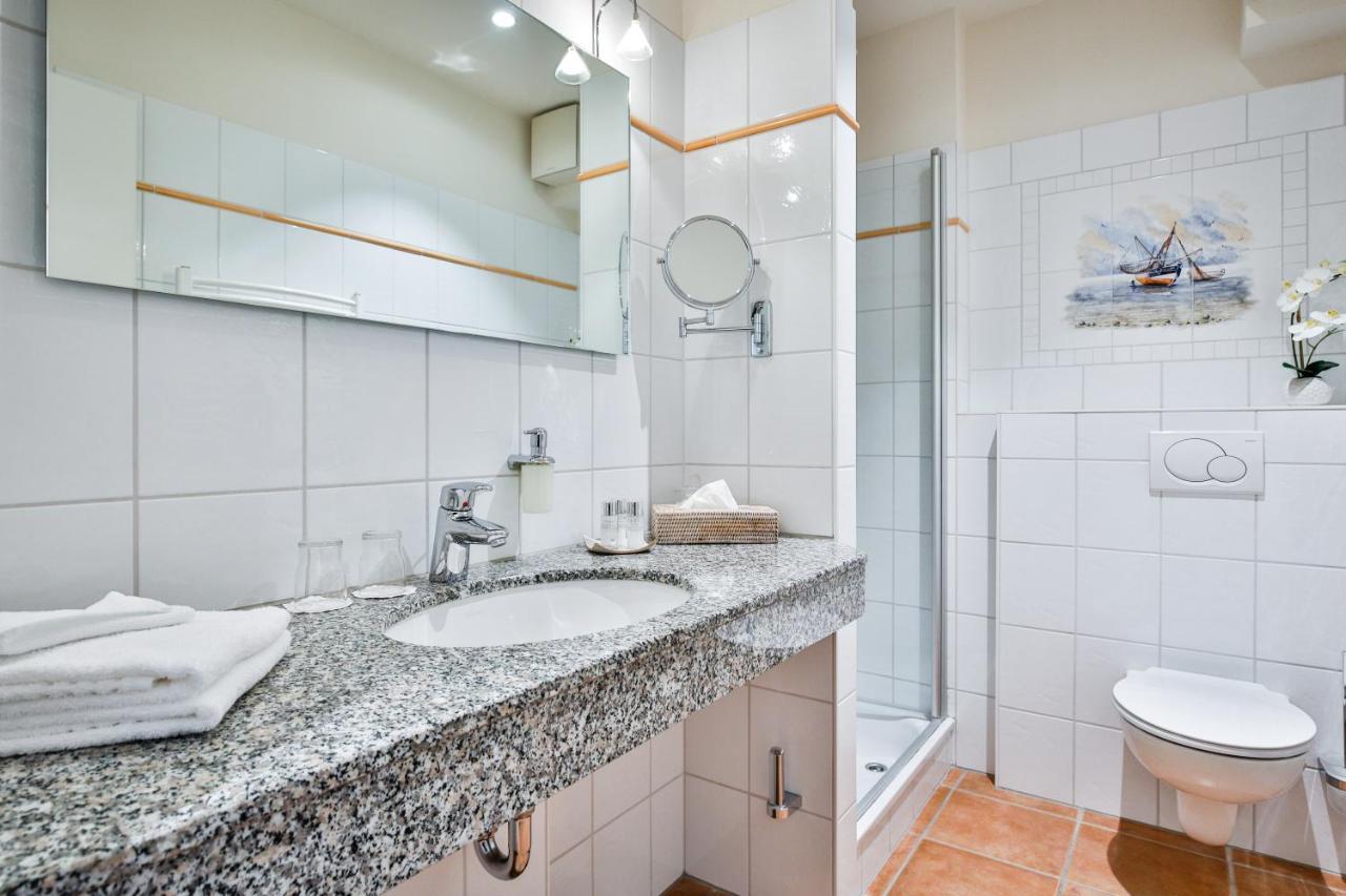 Sylthotel Raffelhueschen Garni 韦斯特兰 外观 照片