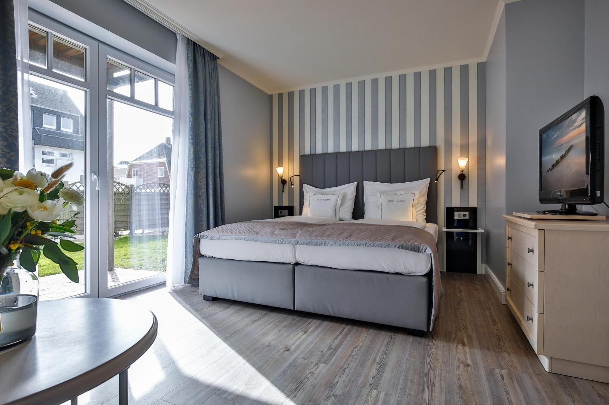 Sylthotel Raffelhueschen Garni 韦斯特兰 外观 照片